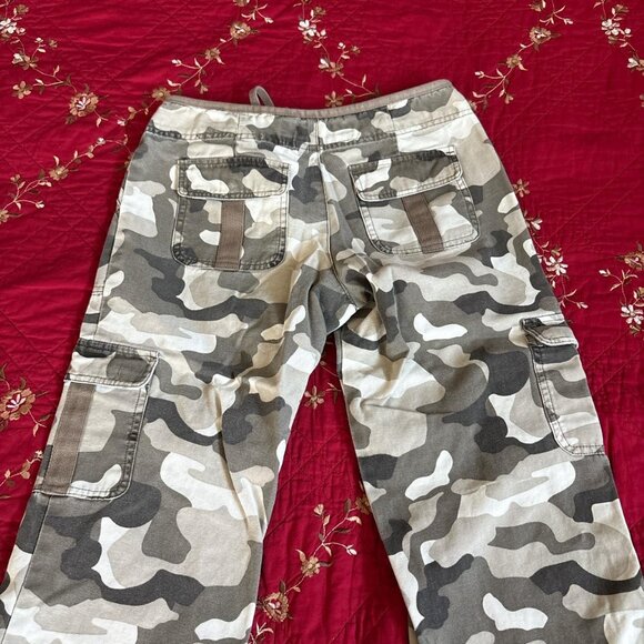 vintage camouflage camo cargo pants with tie waist - Picture 6 of 7